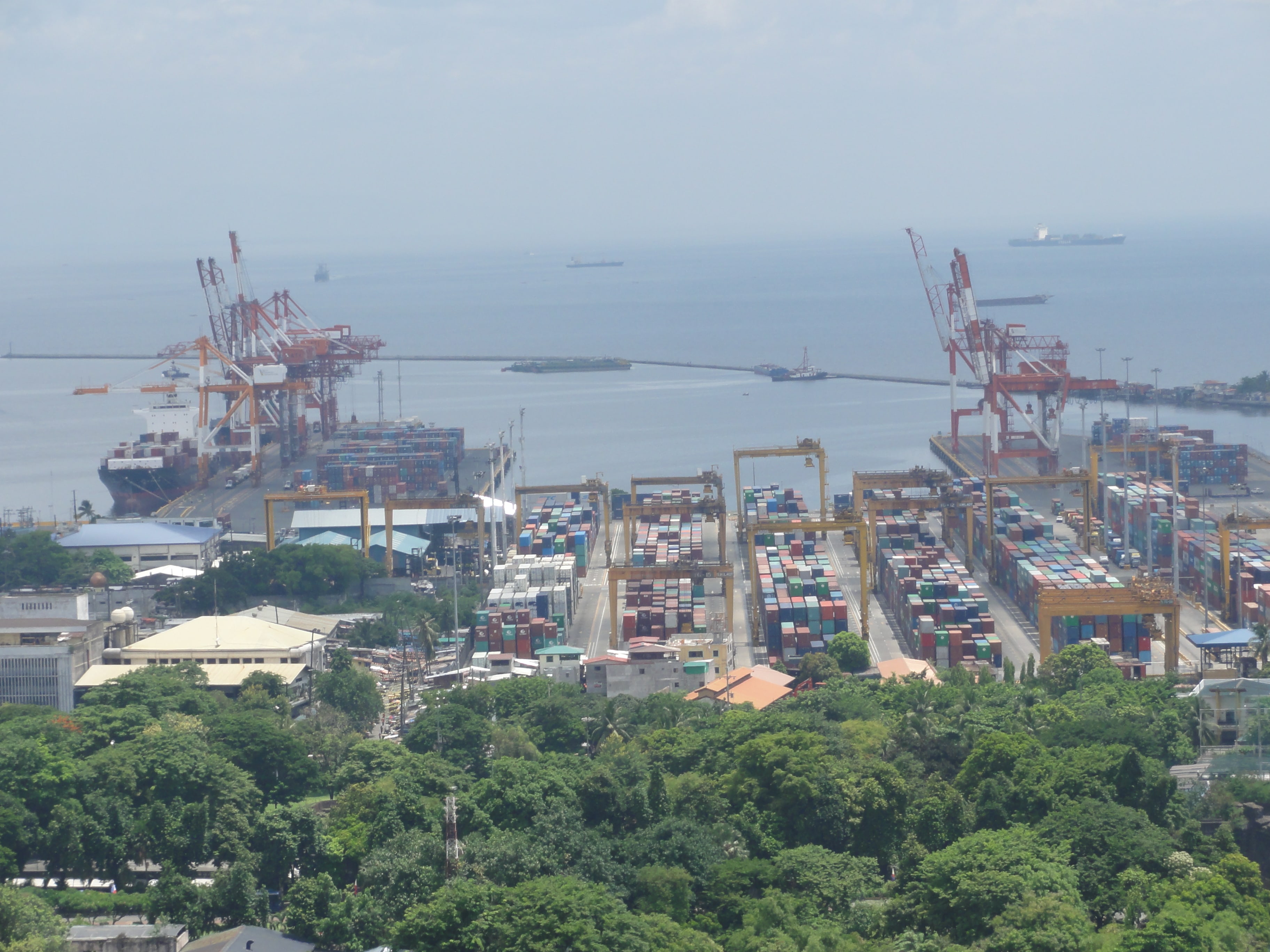 Порт в Маниле