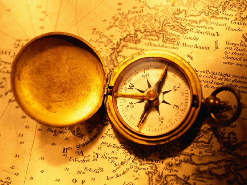 Навигационная карта и компас