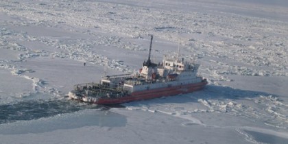 Одиночное плавание судна во льдах